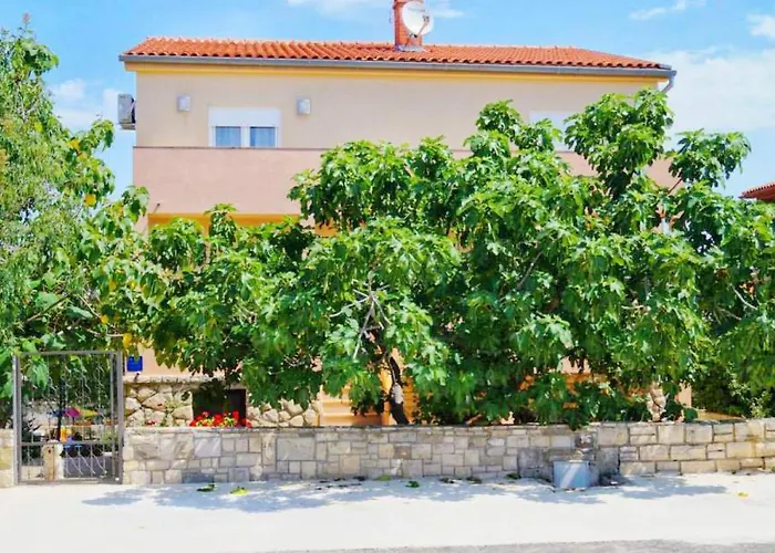 Leni 2 아파트 반졸레